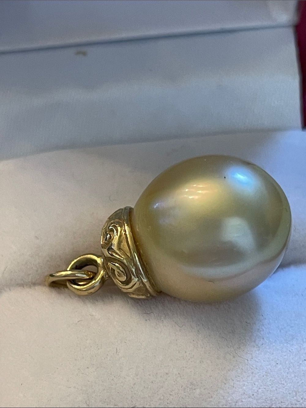 Gold 14k South sea large Pearl Drop Pendant